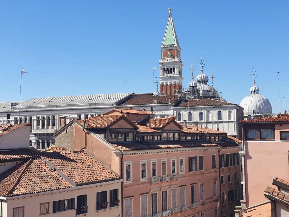 Residenza Tiziana Venezia Lägenhet